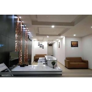 Hotel Meridian Grand